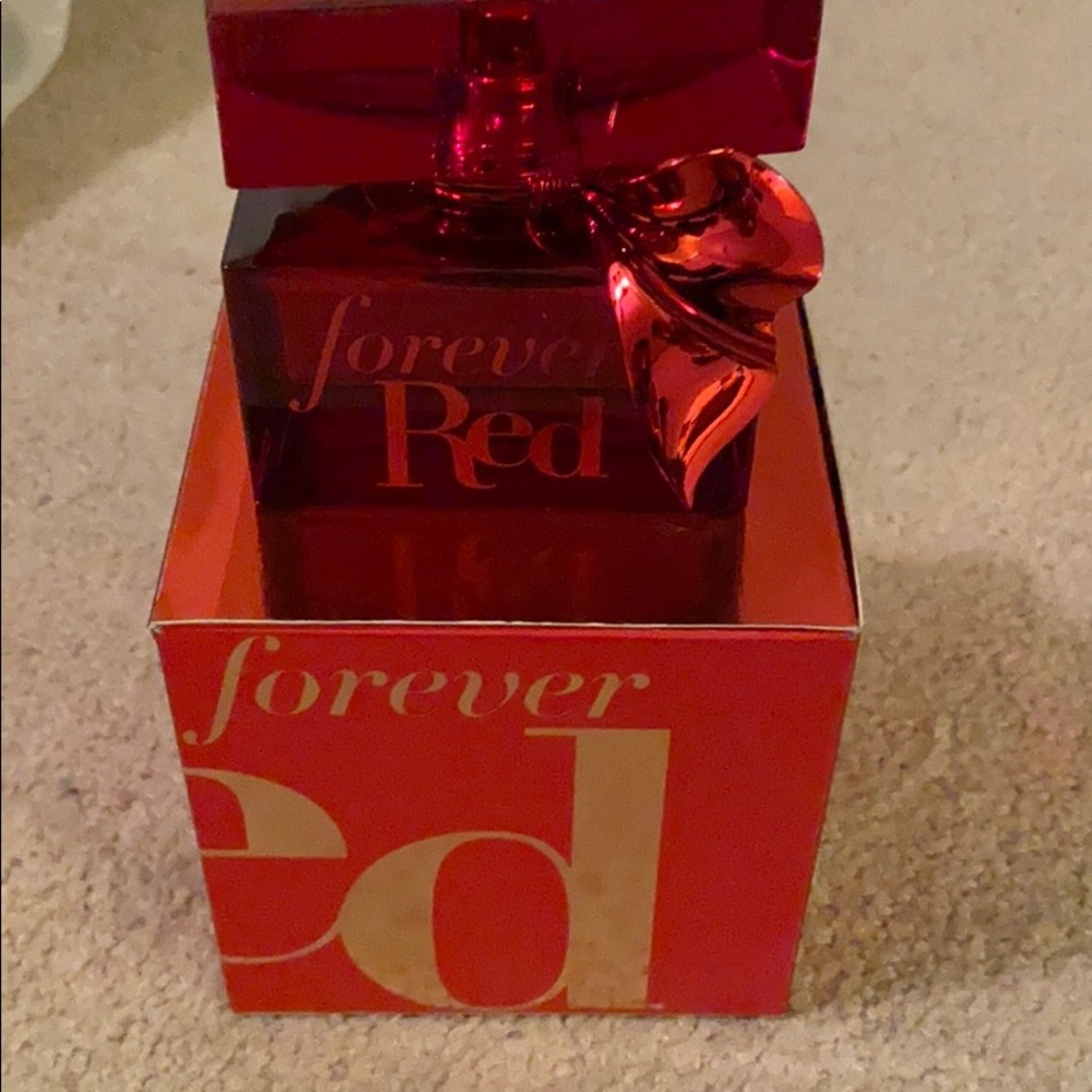 Bath and body works forever red